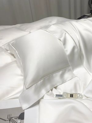Τροπολογία πληρωμής βαθμού Α T/T Πραγματικό μαλακό 100% πολυεστέρα Καρτούν κρεβατοκάμαρα Καλυμμένο με μικροϊνών στρώμα κρεβατιού