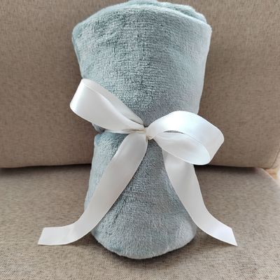 Αναβαθμίστε την άνεση του μωρού σας με το Custom Solid Color Snuggie Baby Blanket κάθε μέρα