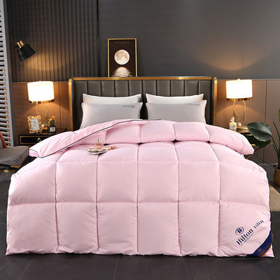 Προσαρμοσμένο μέγεθος Αειφόρος Hilton Hotel Textile Quilt Πανδύα κρεβατοκάμαρα με 100% πολυεστέρα
