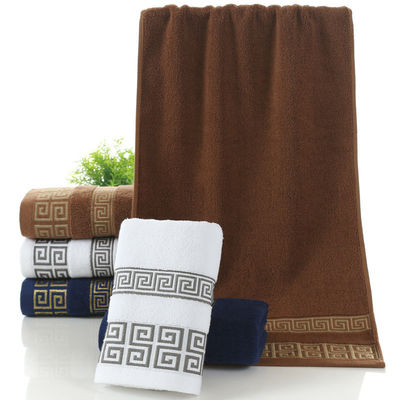 Ξενοδοχείο και σπίτι ορθογώνιο 32S Cotton Jacquard Embroidery Towel Set σε εξατομικευμένο σχέδιο