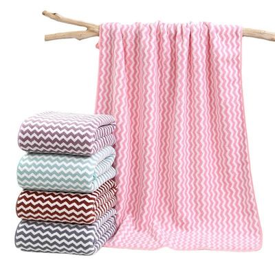 70*140cm Unisex Γρήγορα στεγνώσιμα χαρτοπετσέτα μπάνιου Διεθνές μαλακό άνθος χωρίς λουλούδια