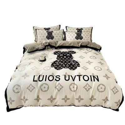 Διαγωνική εκτύπωση Luxury Violent Bear Sheet Set Customized Designer Bed Linen Set