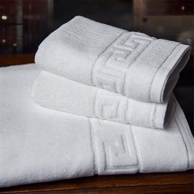 Το Comfort Hotel Luxury Jacquard White Bath Towel Set 100% Cotton Μεγάλη πετσέτα παραλίας για OEM
